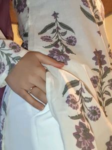 White Floral Printed Kurti with Dupatta | Cotton |