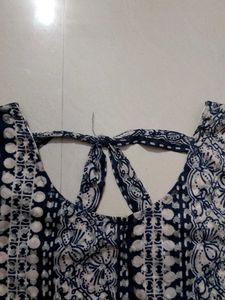 Patterned 3/4 Sleeve Blouse
