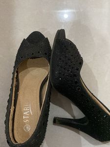 Black Peep Toes