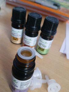 SheEssentials Essential Oils Set