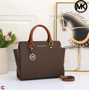 LATEST MICHAEL KORS SELMA MEDIUM SATCHEL HANDBAG*