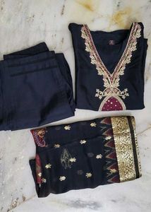royal navy blue suit 💙