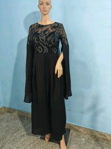 Elegant Black Lace Embellishing Gown