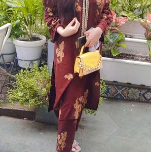 stylish Brown kurta set with puffed sleeves