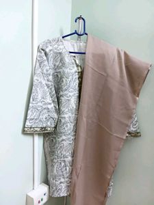 White Elegant Printed Kurti With Dupatta