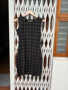 Chic Black & White Plaid Dress