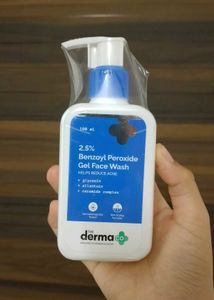 The Derma Co. 2.5% Benzoyl Peroxide Gel Face Wash