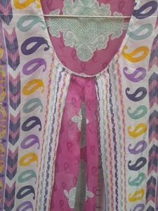 Vibrant Printed Sleeveless Kurta