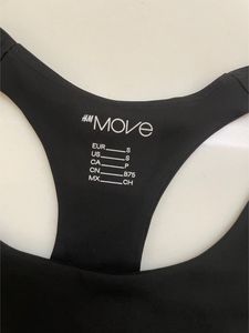 BLACK SPORTS BRA