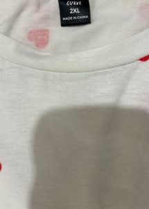 White T-Shirt with Red Hearts -2XL