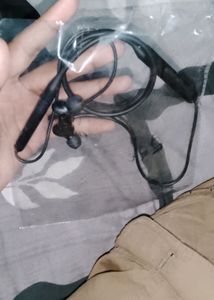 OnePlus Bullets Z, Slightly Used, Worth ₹2000