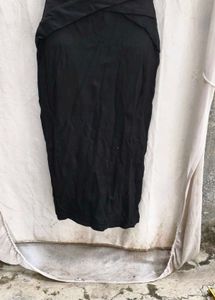 I. Elegant Black Maxi skirt