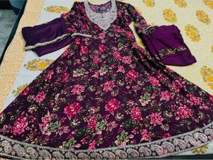 beautiful cotton suit vary comfort like new