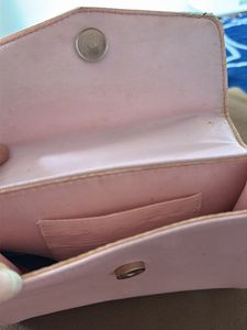 Guess Wallet - Black &amp; Pink