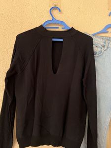 Black Long Sleeve Sweater