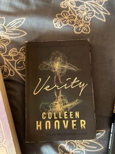 Verity,Striker and Housemaid book combo