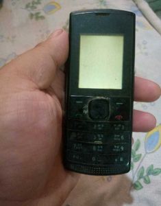2 Nokia old keypad mobile