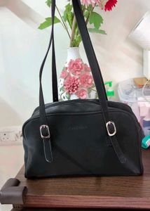 Fastrack shoulder bag