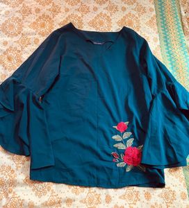 sale🆘 Green Embroidered Ruffle Sleeve top