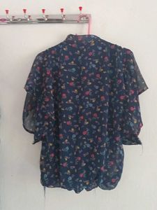 Chic Floral Print Blouse
