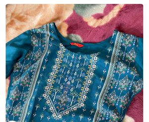 Threads A Line Kurta