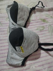 Comfortable Grey &amp; Black Bra 30B