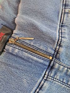Blue Denim Jeans with Zipper Ankle Detail