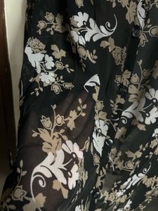 Chic Black Floral Print Shirt