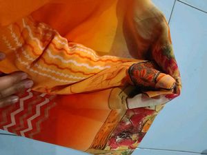 Printed Saree With Unstitched Blouse