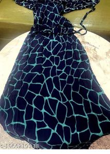 Elegant Navy &amp; Teal Giraffe Print Maxi Dress