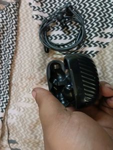 Wireless Earbuds with wired earphone