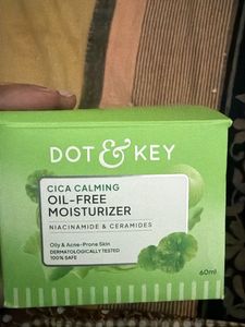 Dot & Key Cica Calming Oil-Free Moisturizer