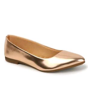 Elegant Rose Gold Pointed Toe Flats