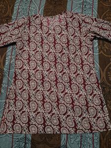 Maroon Paisley Print Kurta