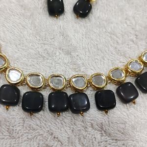 single line kundan necklace set