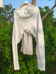 Elegant White Kurta Set with Gold Embellishments