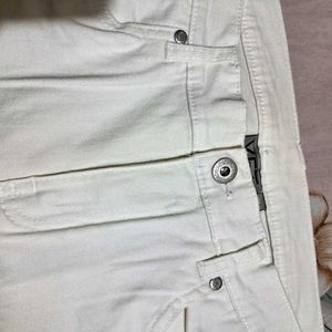 White Capri