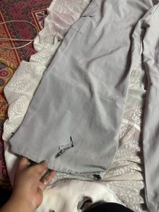 Trendy Cargo Pants for a Relaxed Fit (women’s