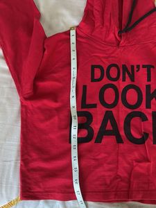 Red Cropped Hoodie "Don't Look Back"