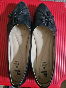 Elegant Black Ballet Flats