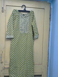 Beautiful Green Printed Kurta,pant set