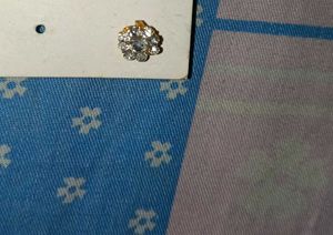 Sparkling Flower Nose Pin