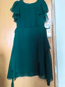 Elegant Emerald Green Dress