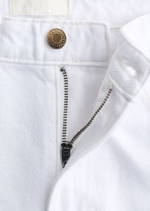 H&amp;M-White Slim fit Mom high ankle jeans