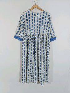 Off White Printed Kurta (Women)
