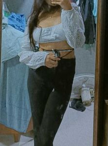 Chic White Cropped Blouse