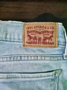 Light Wash Vintage Denim Jeans