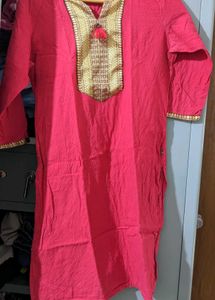 ❤️Vibrant Pink Kurta with Gold Neckline❤️