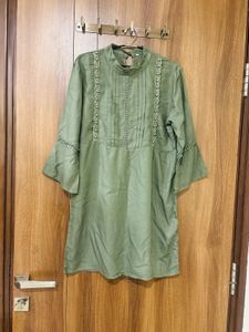 Elegant Olive Green Kurta