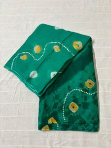 Emerald Green Bandhani Saree with Yellow Motifs